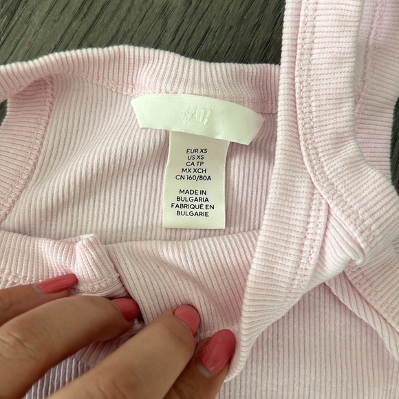 H&M tank - Picture 2 of 3